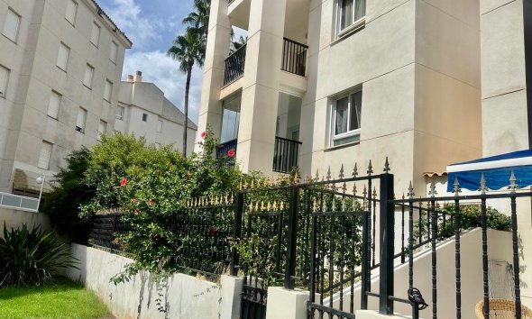 Reventa - Apartamento / piso -
Albir