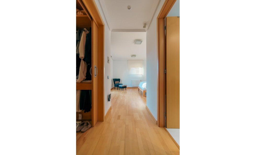 Revente -  Chalet / Villa -
Benidorm