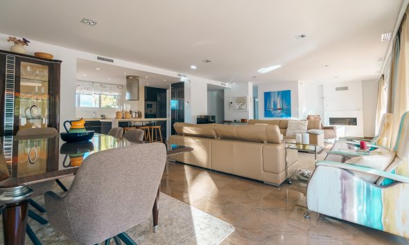 Resale -  Chalet / Villa -
Albir