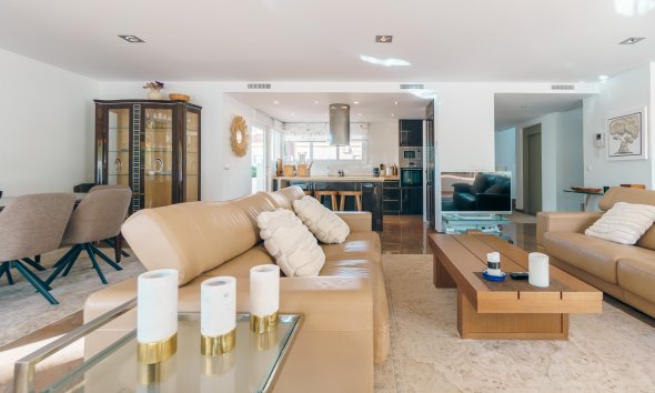 Resale -  Chalet / Villa -
Albir