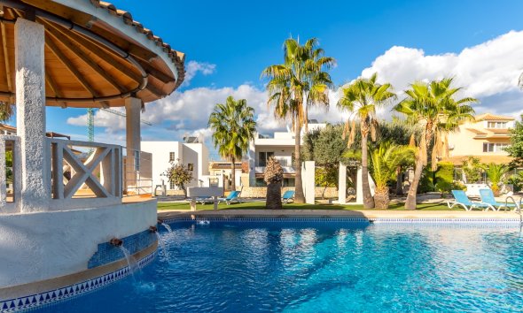 Resale -  Chalet / Villa -
Albir