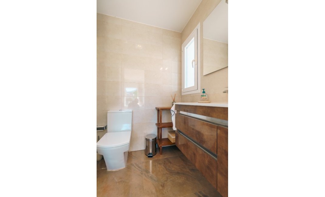 Resale -  Chalet / Villa -
Albir