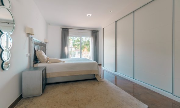 Resale -  Chalet / Villa -
Albir