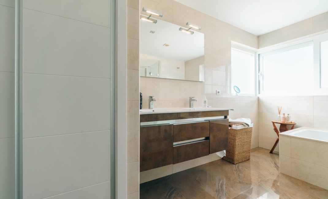 Resale -  Chalet / Villa -
Albir