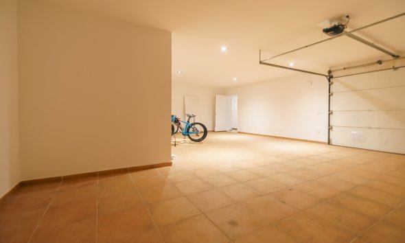 Resale -  Chalet / Villa -
Albir