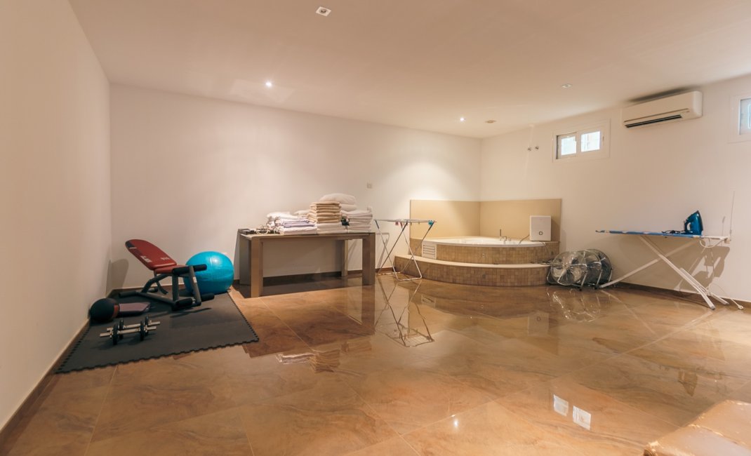 Resale -  Chalet / Villa -
Albir