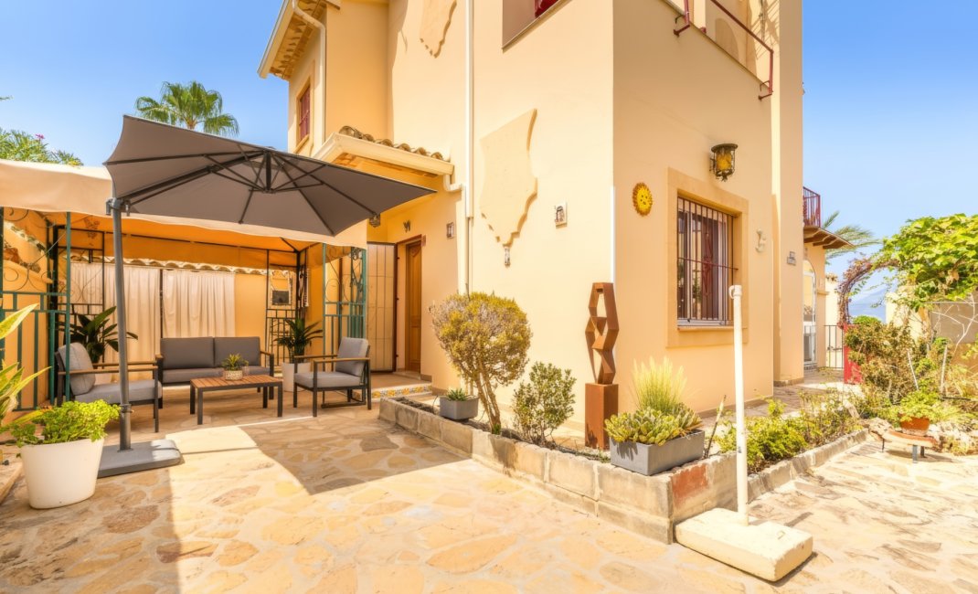 Reventa - Adosado -
Albir