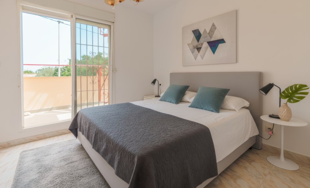 Reventa - Adosado -
Albir