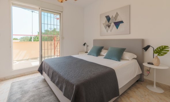 Reventa - Adosado -
Albir