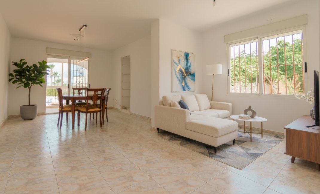 Reventa - Adosado -
Albir