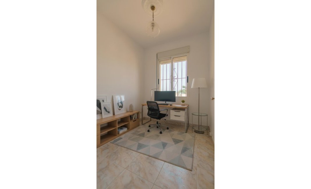 Reventa - Adosado -
Albir