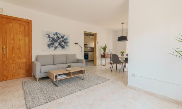 Reventa - Adosado -
Albir