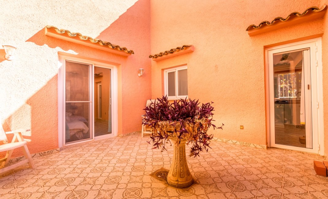 Herverkoop - Chalet / Villa -
Albir