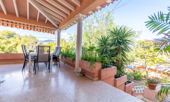 Resale -  Chalet / Villa -
Albir