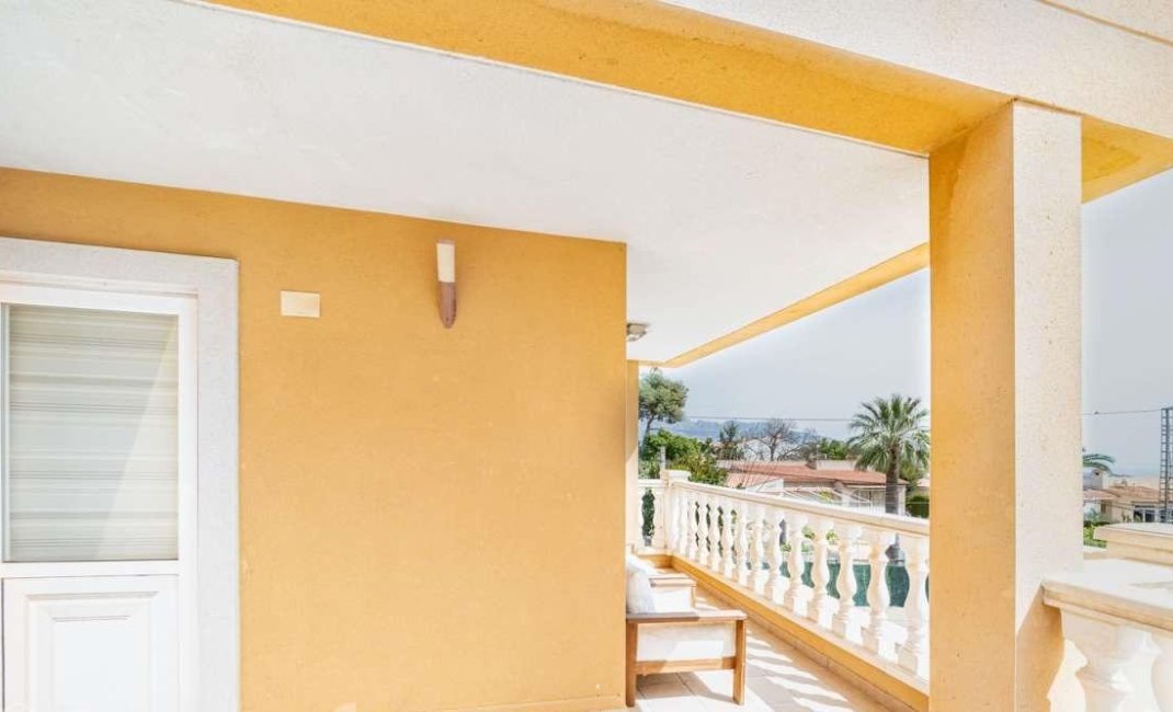 Videresalg - Villa -
La Nucía