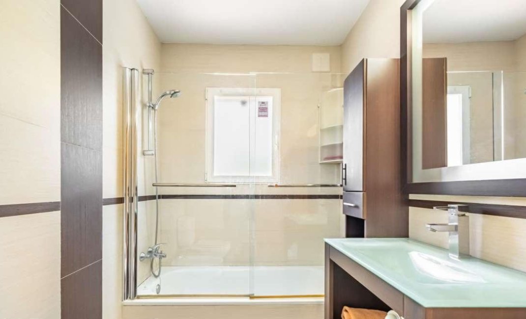 Videresalg - Villa -
La Nucía