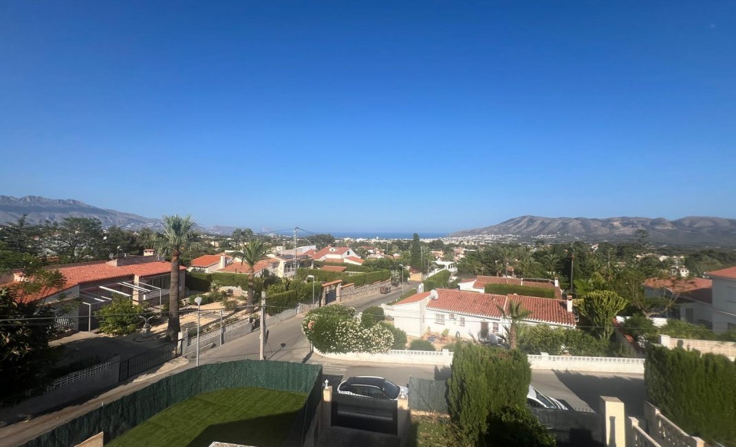 Videresalg - Villa -
La Nucía