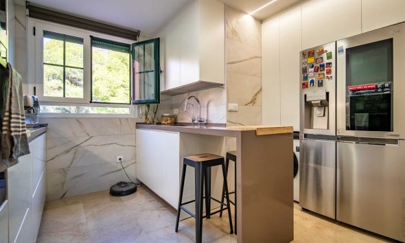 Videresalg - apartment -
Finestrat - Sierra cortina