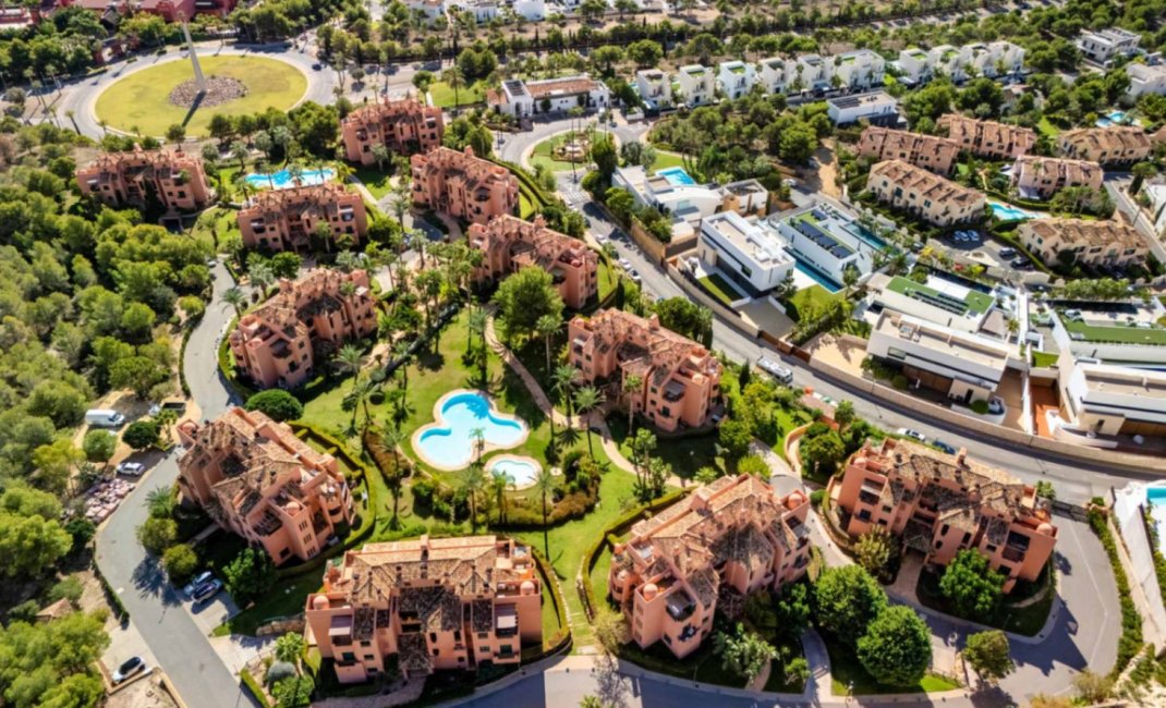 Videresalg - apartment -
Finestrat - Sierra cortina