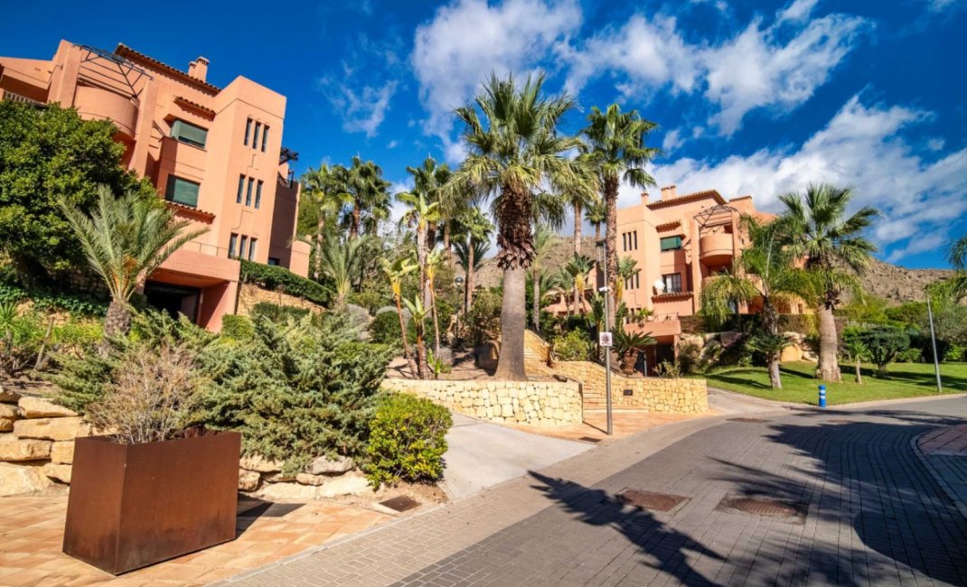 Videresalg - apartment -
Finestrat - Sierra cortina