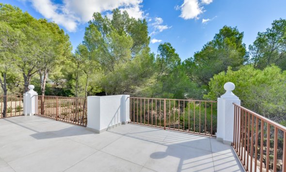 Reventa - Villa -
Altea la Vieja - Campo de Golf