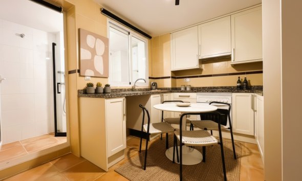 Reventa - Apartamento / piso -
Altea