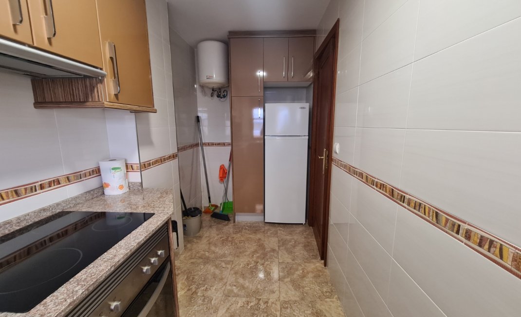 Revente - Commercial -
Benidorm - Levante