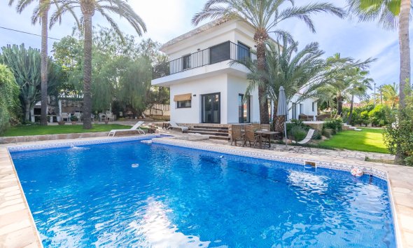 Verhuur Korte Termijn - Chalet / Villa -
Albir