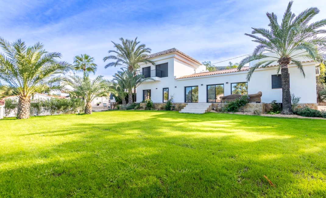 Verhuur Korte Termijn - Chalet / Villa -
Albir