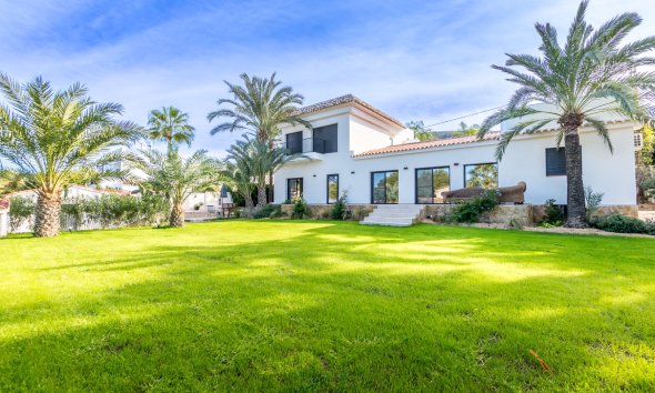 Verhuur Korte Termijn - Chalet / Villa -
Albir