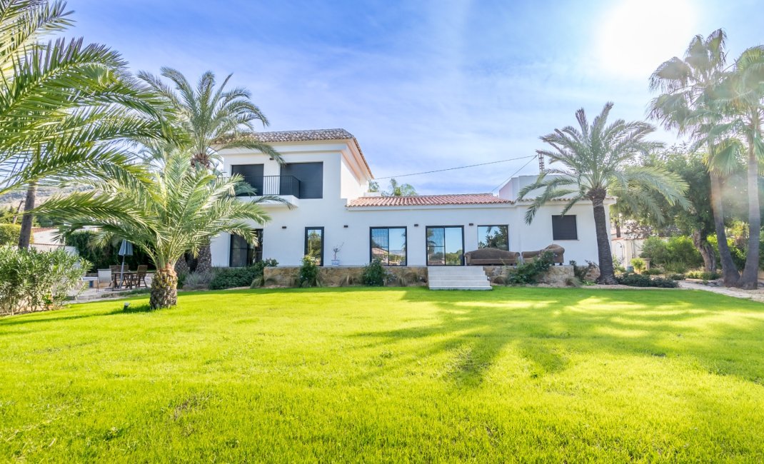 Verhuur Korte Termijn - Chalet / Villa -
Albir