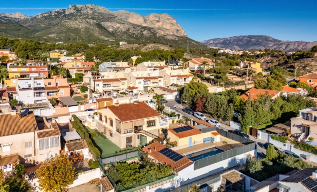 Videresalg - Villa -
La Nucía - La Nucia Hill