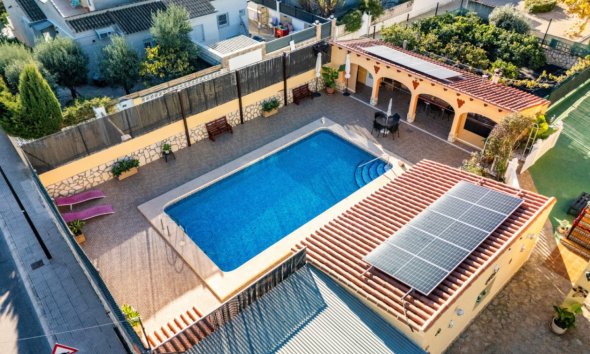 Videresalg - Villa -
La Nucía - La Nucia Hill