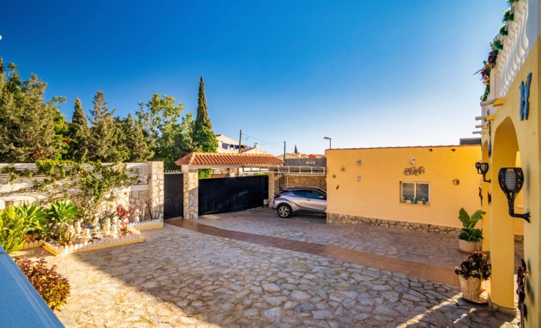 Videresalg - Villa -
La Nucía - La Nucia Hill