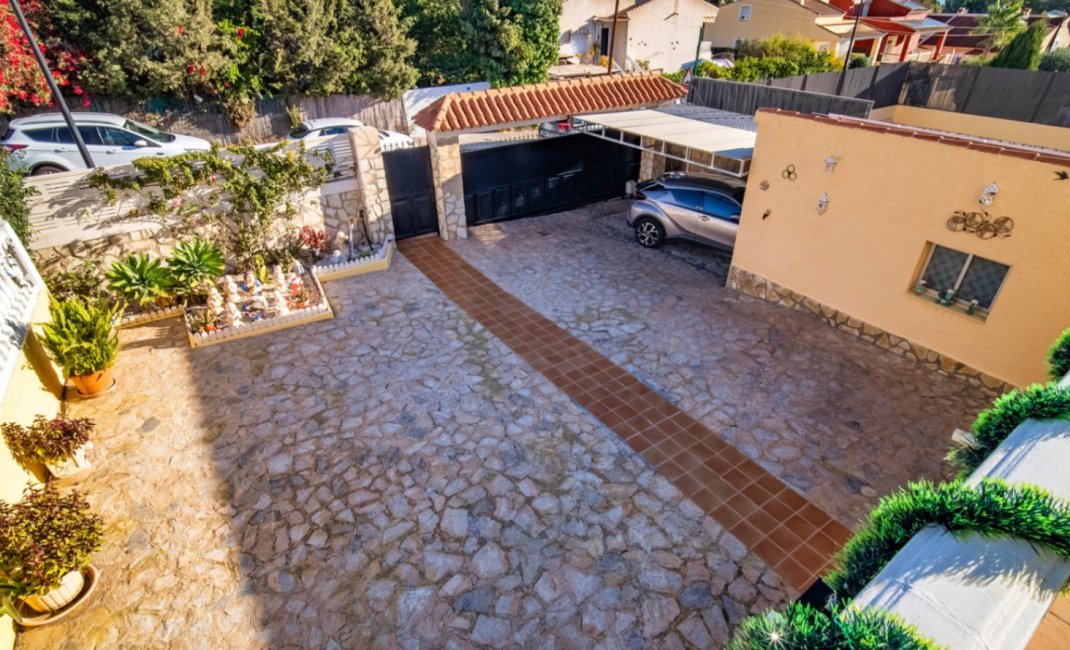 Videresalg - Villa -
La Nucía - La Nucia Hill