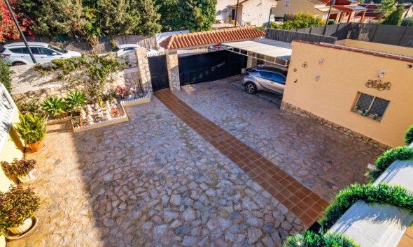 Videresalg - Villa -
La Nucía - La Nucia Hill