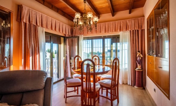 Videresalg - Villa -
La Nucía - La Nucia Hill