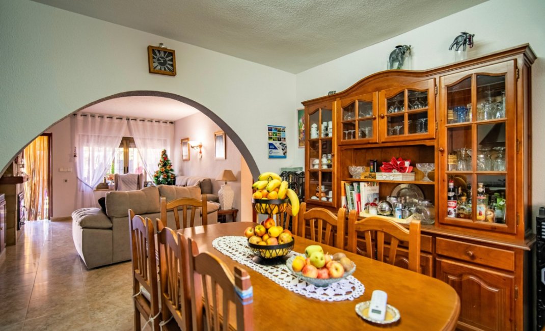 Videresalg - Villa -
La Nucía - La Nucia Hill