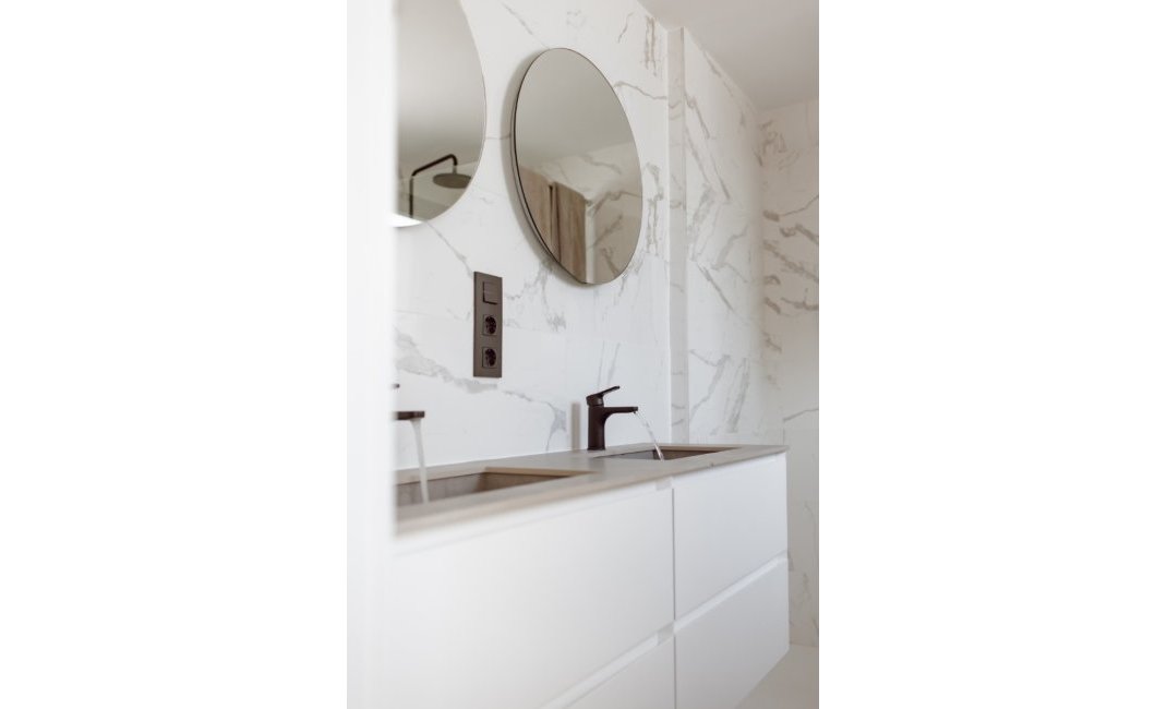 Reventa - Chalet / Villa  -
Albir