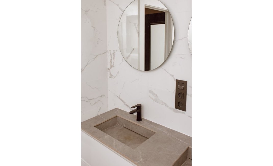 Reventa - Chalet / Villa  -
Albir