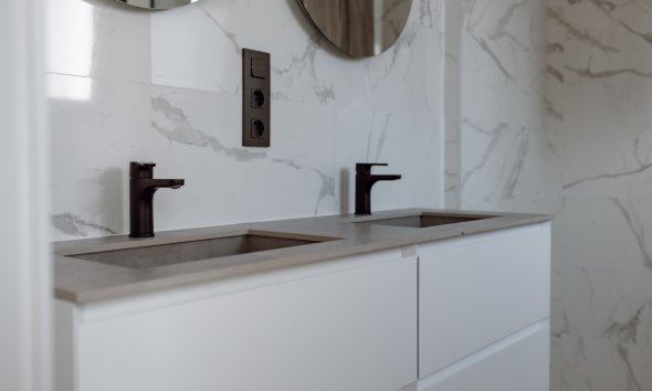 Reventa - Chalet / Villa  -
Albir