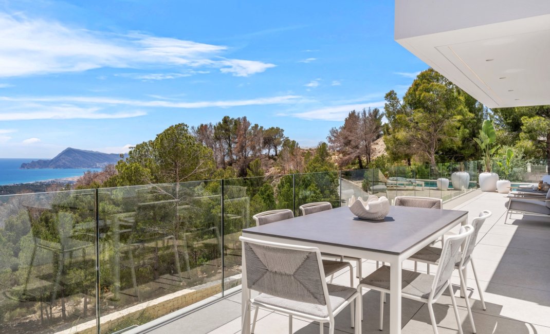 New Build -  Chalet / Villa -
Altea