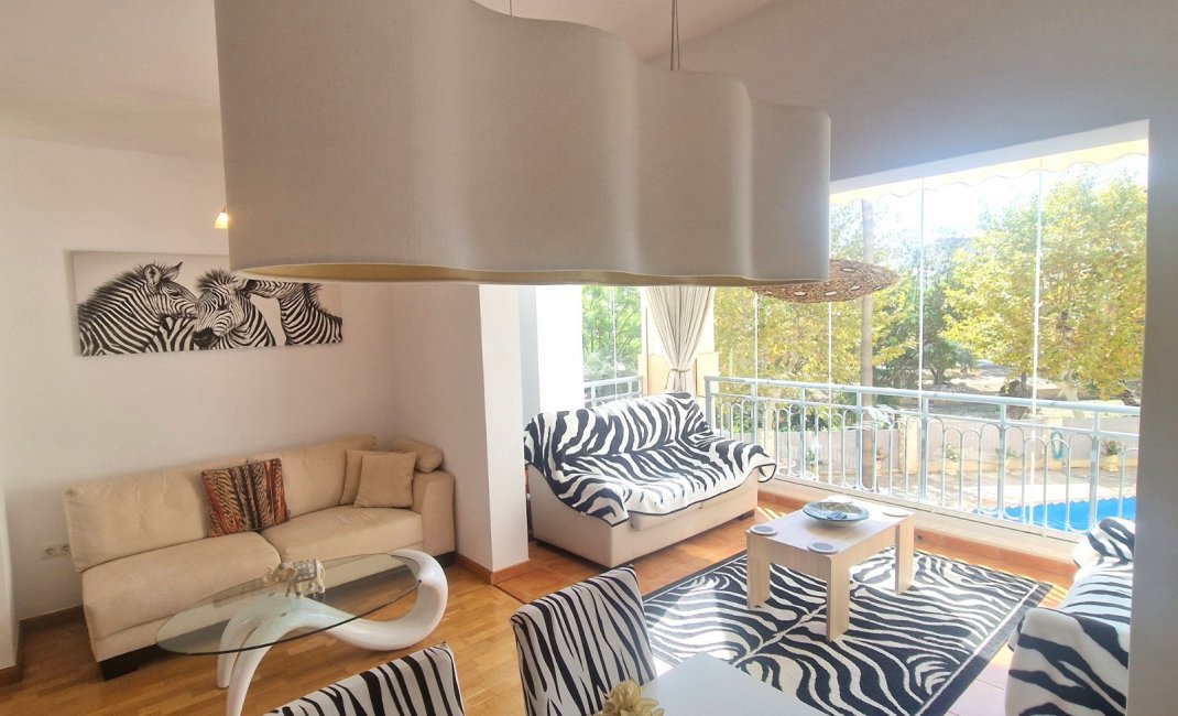 Reventa - apartment -
Albir