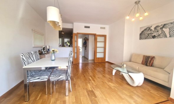 Reventa - apartment -
Albir