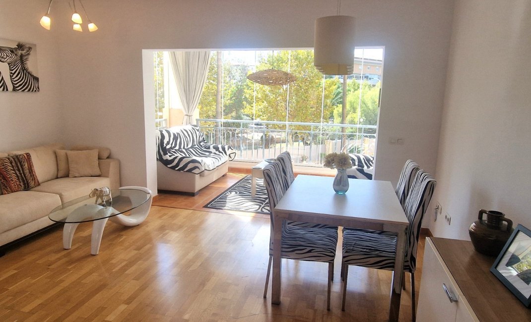 Reventa - apartment -
Albir