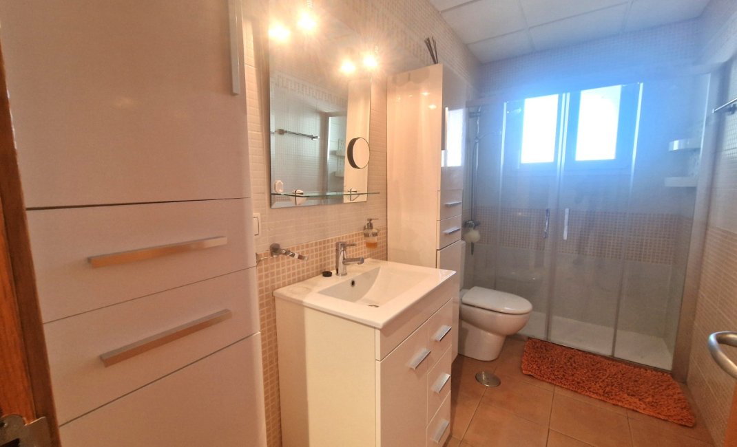 Reventa - apartment -
Albir