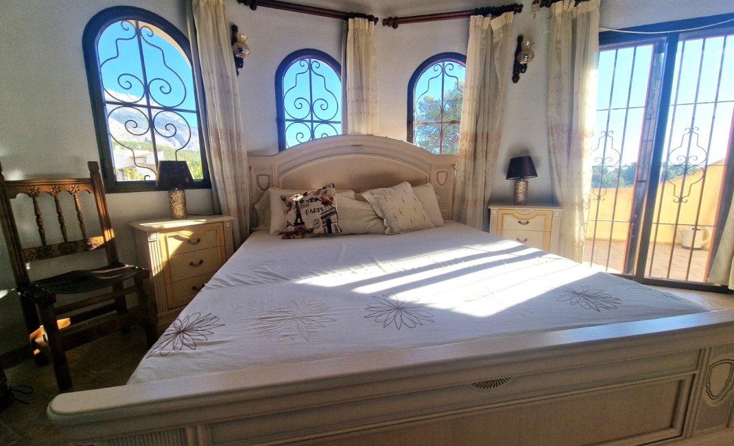 Herverkoop - Villa -
Altea - Santa Clara