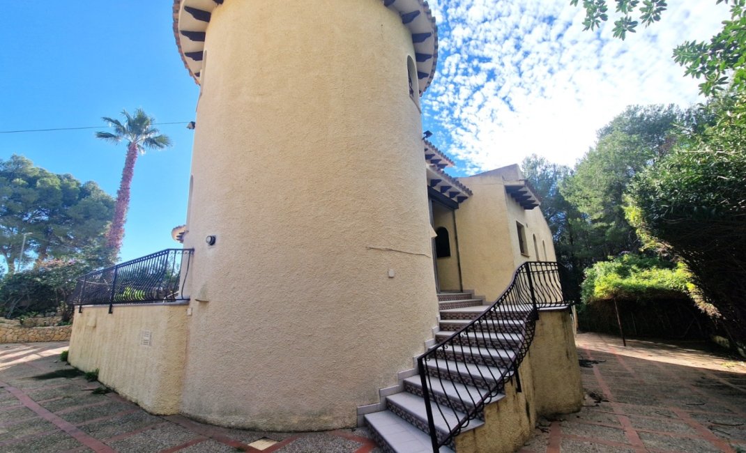 Herverkoop - Villa -
Altea - Santa Clara