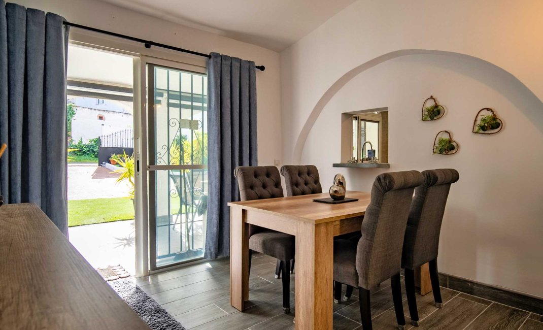 Resale - Villa -
Albir