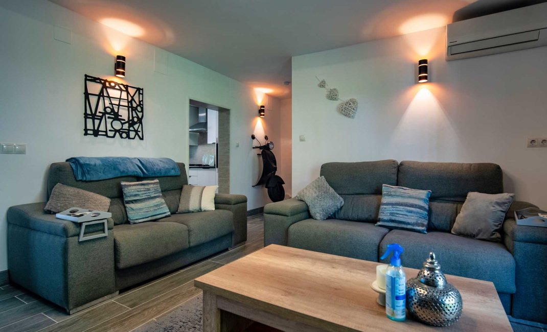 Resale - Villa -
Albir